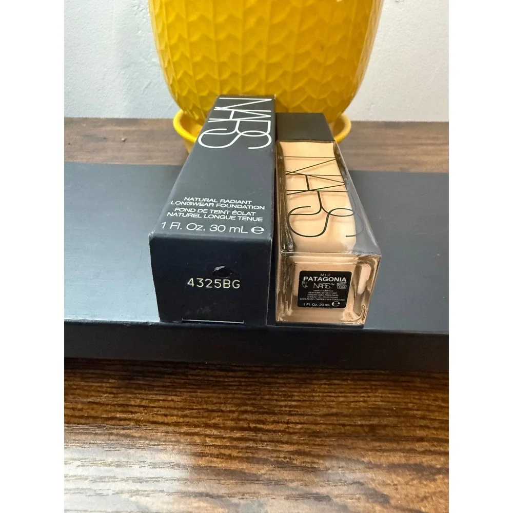 NARS Natural Radiant Longwear Foundation Medium 1.2 Patagonia 1 Fl Oz 30 mL new